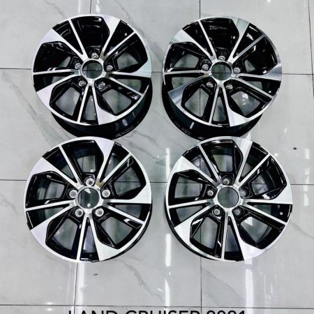 LAND CRUISER 2021